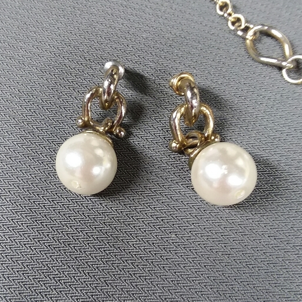 Vintage Necklace & Earrings Set - Picture 5 of 16